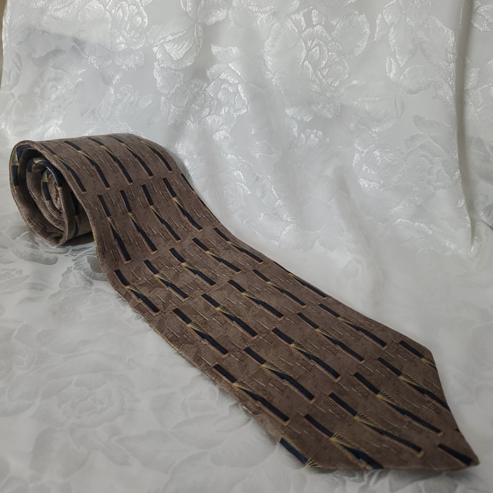 Men's 100% Silk Necktie GEOMETRIC TAUPE Vintage Stafford 57" Long